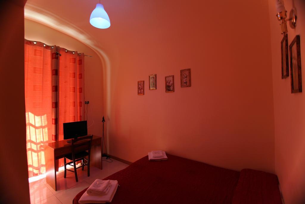 Hostel Pink Floyd โรม ภายนอก รูปภาพ