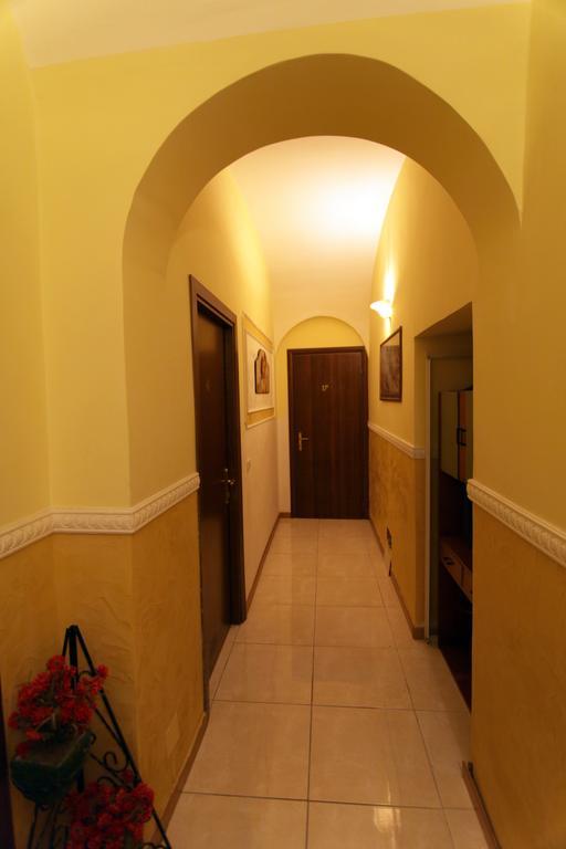 Hostel Pink Floyd โรม ภายนอก รูปภาพ